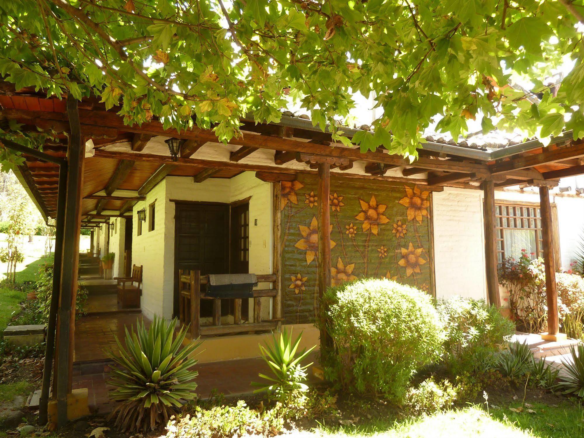 كايامبيه Hacienda Hosteria San Luis المظهر الخارجي الصورة